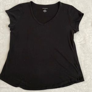 V Neck Shirt - Black
